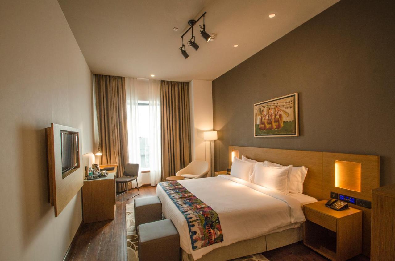 Altair Boutique Hotel コルカタ エクステリア 写真